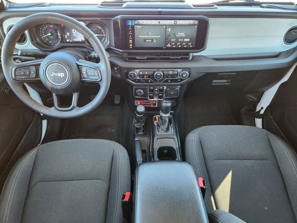 Used 2024 Jeep Wrangler Unlimited AWD/4WD image 9