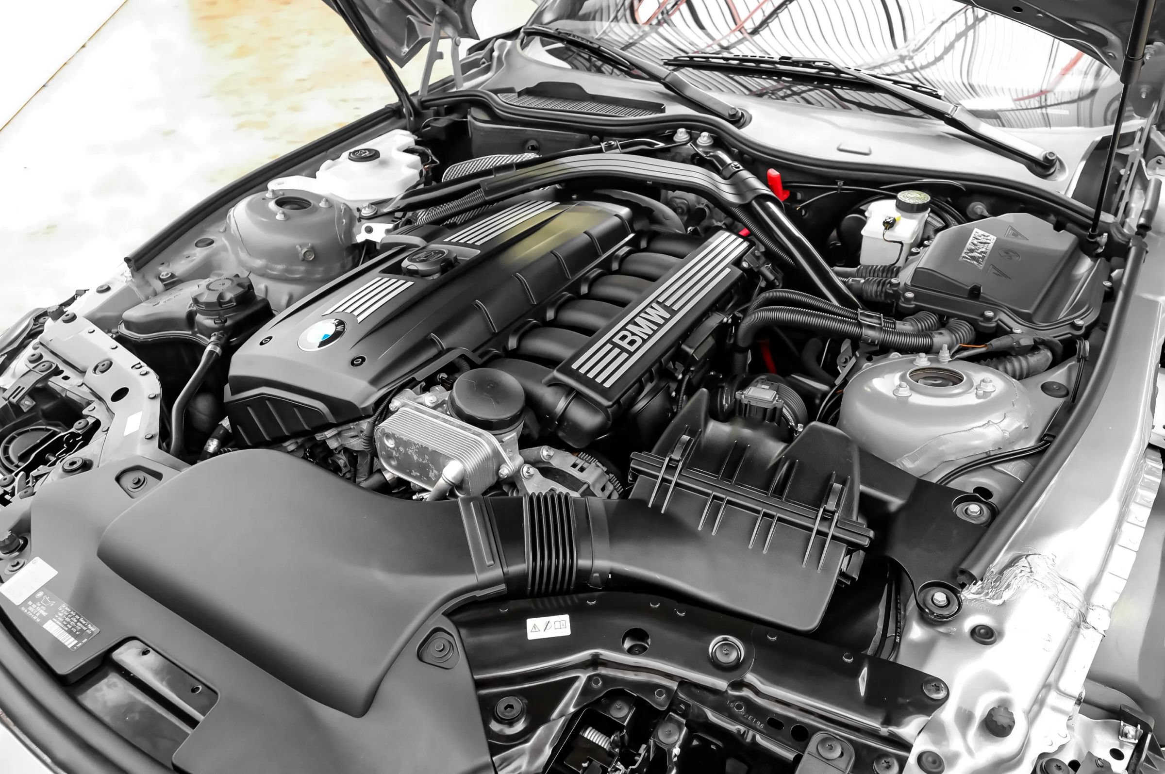 Used 2010 BMW Z4 sDrive30i RWD image 35