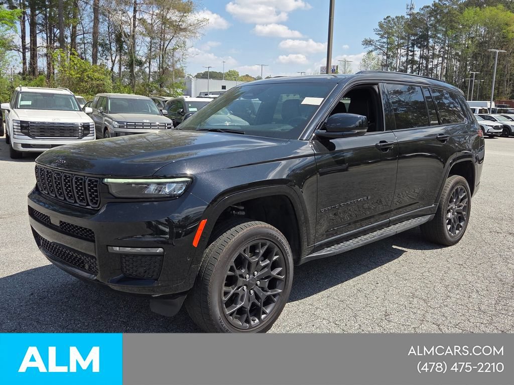 Used 2024 Jeep Grand Cherokee L Summit AWD/4WD image 4