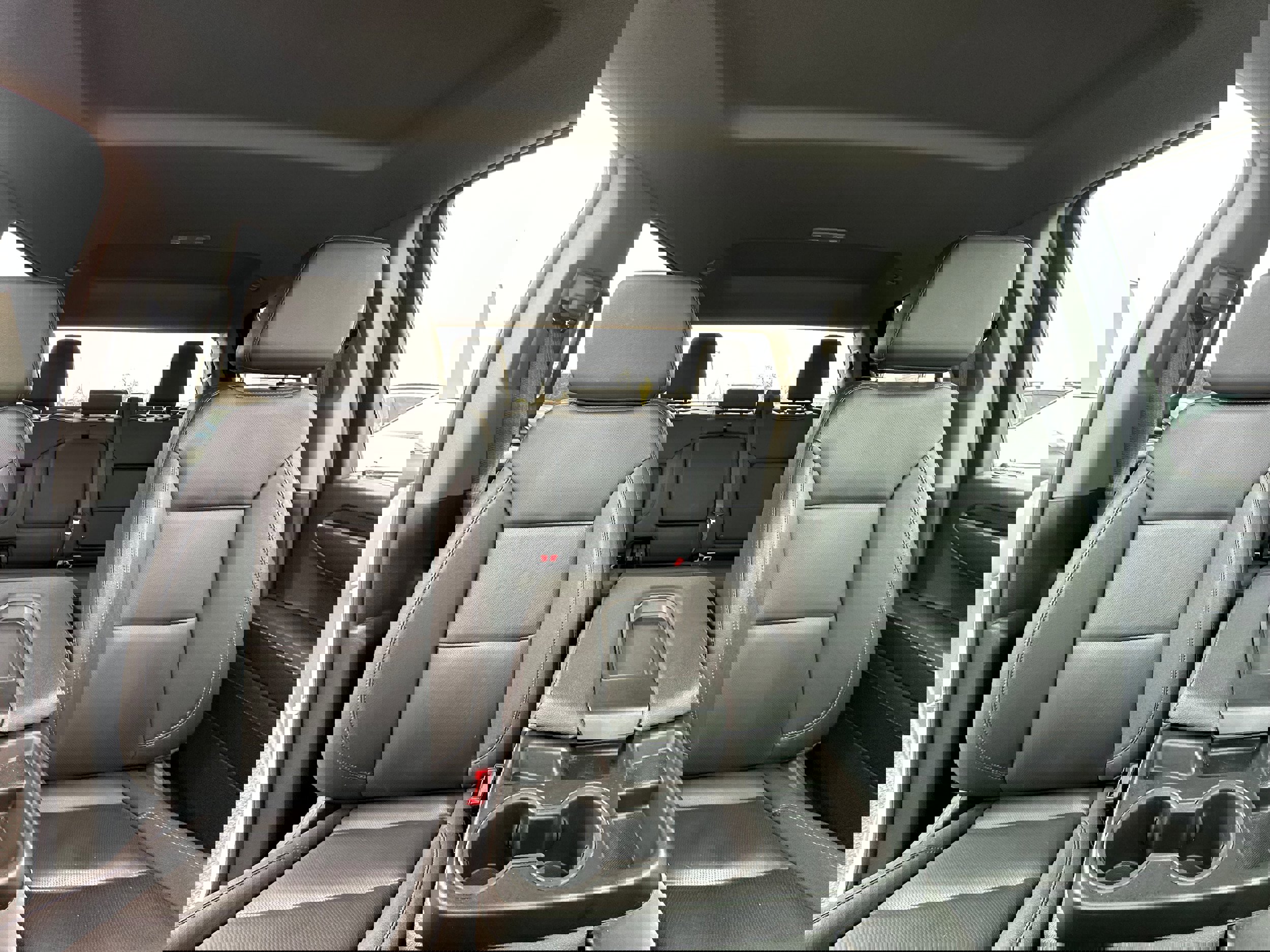 Used 2025 GMC Sierra 1500 SLT image 25