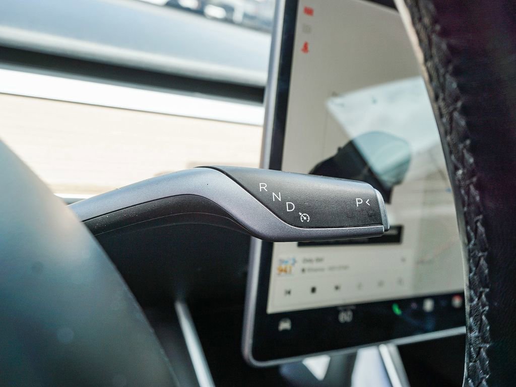 Used 2018 Tesla Model 3 Long Range RWD image 21