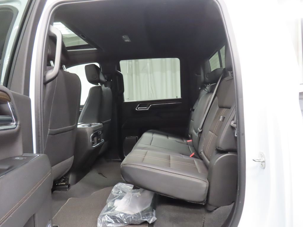 Used 2024 Chevrolet Silverado 3500 High Country w/ High Country Premium Package AWD/4WD image 13