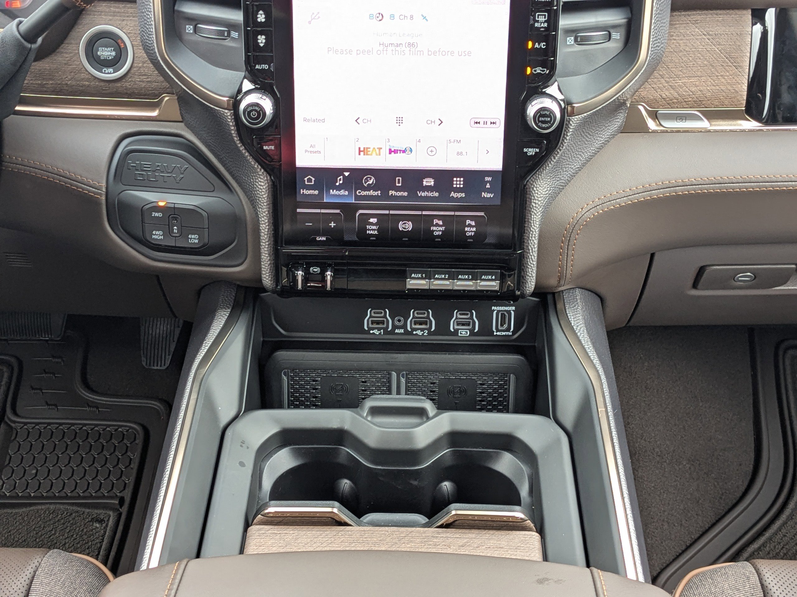 New 2026 RAM 3500 Longhorn image 17