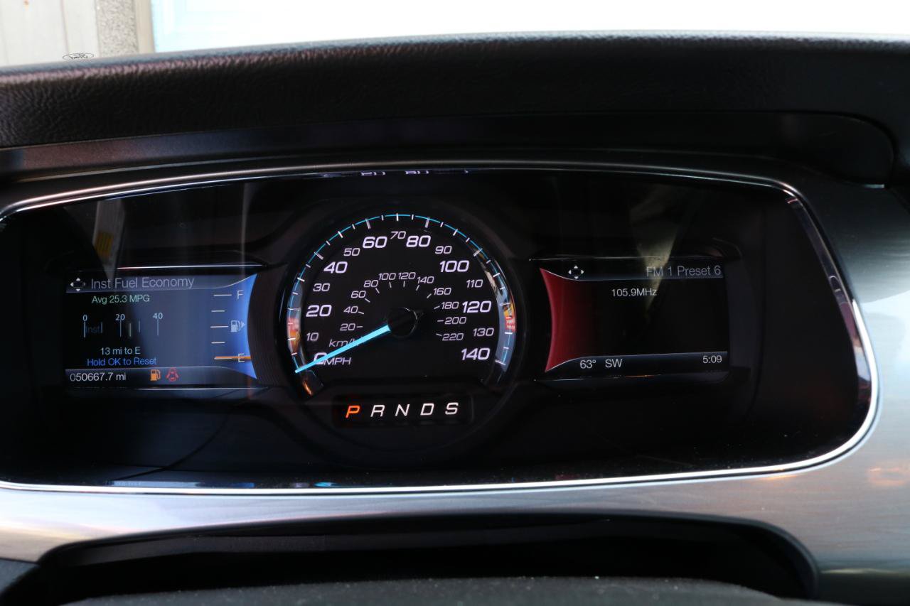 Used 2019 Ford Taurus SEL w/ Equipment Group 201A FWD image 27