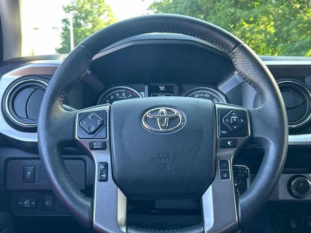 Certified 2022 Toyota Tacoma SR5 w/ Technology Package AWD/4WD image 46