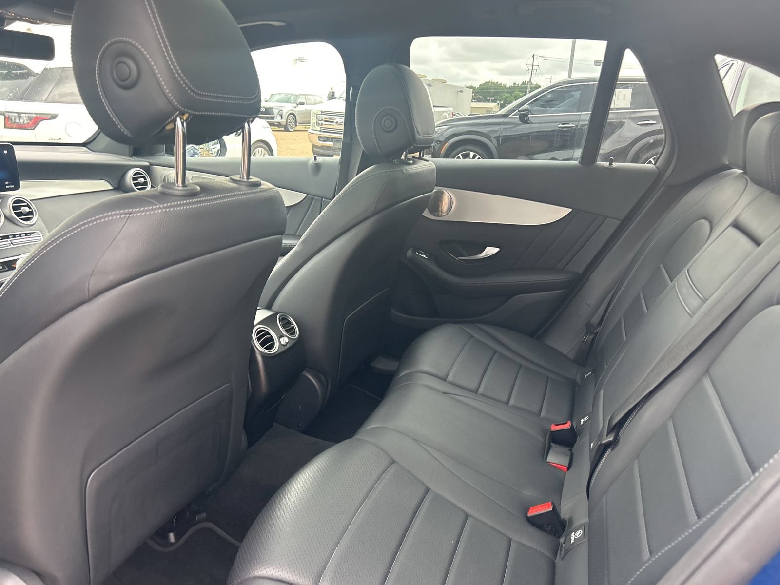 Used 2021 Mercedes-Benz GLC 300 image 20