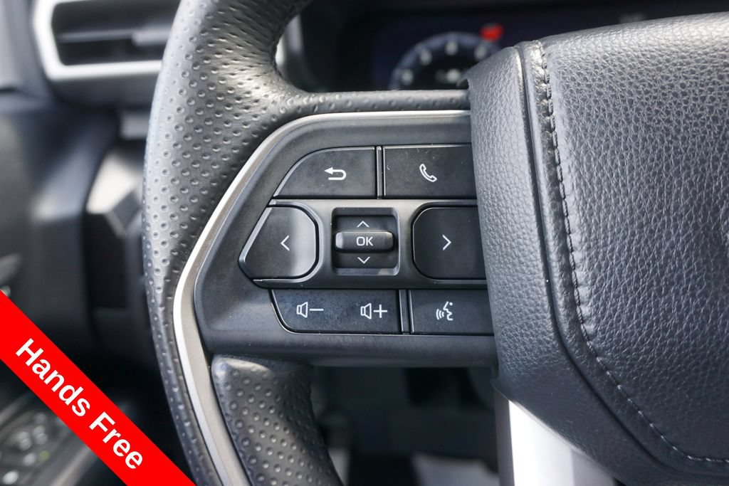 Certified 2025 Toyota 4Runner Limited AWD/4WD image 4