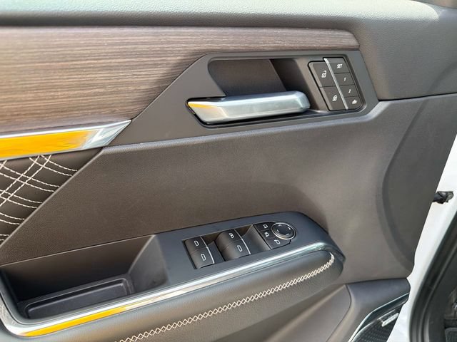 New 2026 GMC Acadia Denali w/ Super Cruise Package FWD image 18
