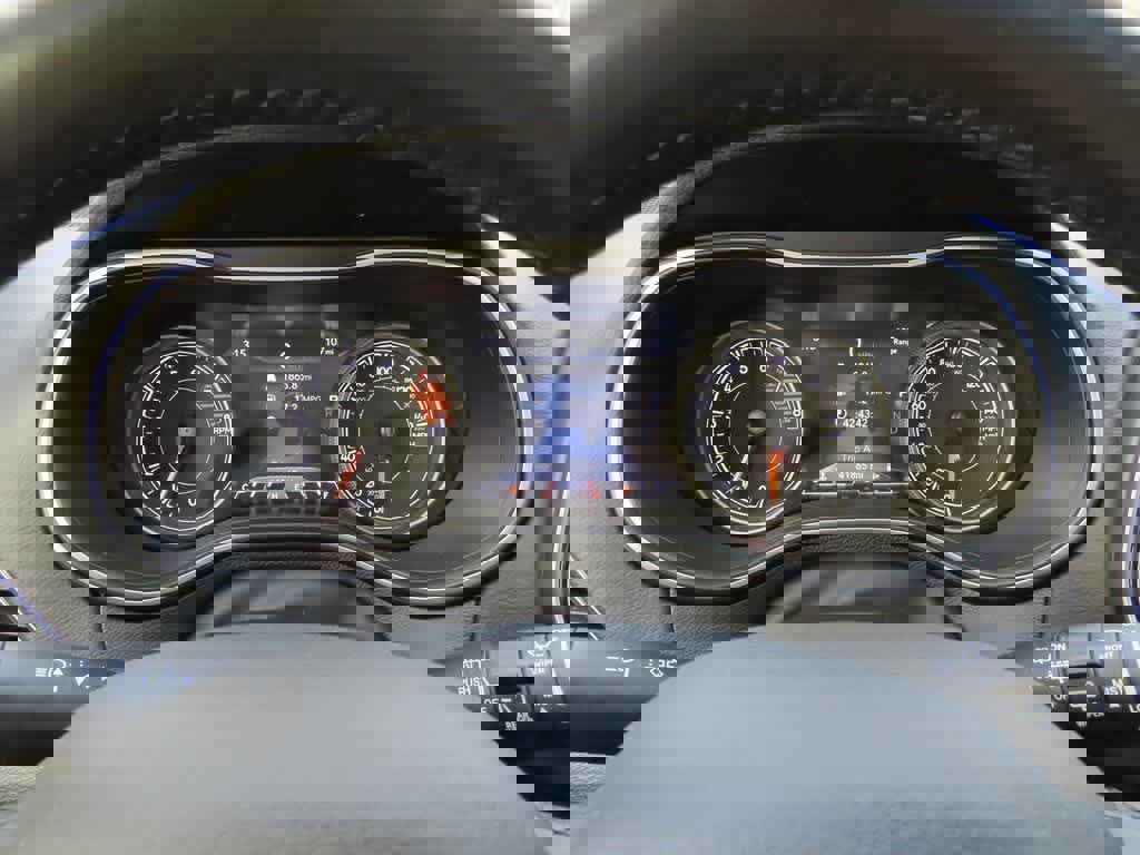 Used 2021 Jeep Cherokee Limited image 28