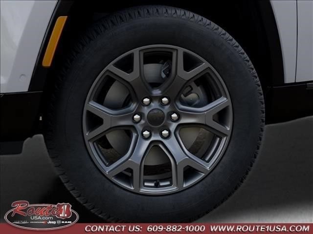 New 2026 Jeep Grand Wagoneer L Limited w/ Premium Group II AWD/4WD image 9