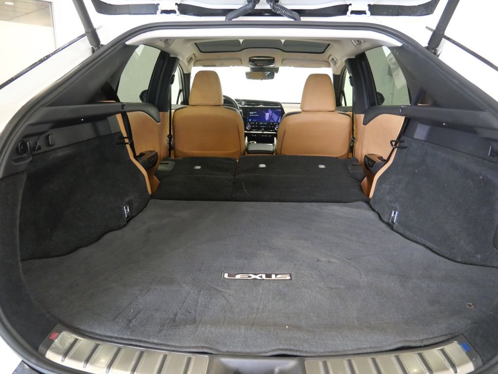 Used 2023 Lexus RZ 450e Premium w/ Technology Package image 33