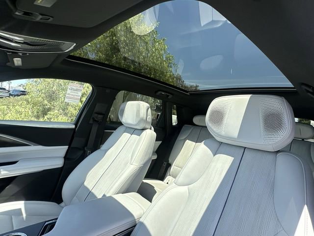 Certified 2024 Cadillac Lyriq Luxury AWD/4WD image 19