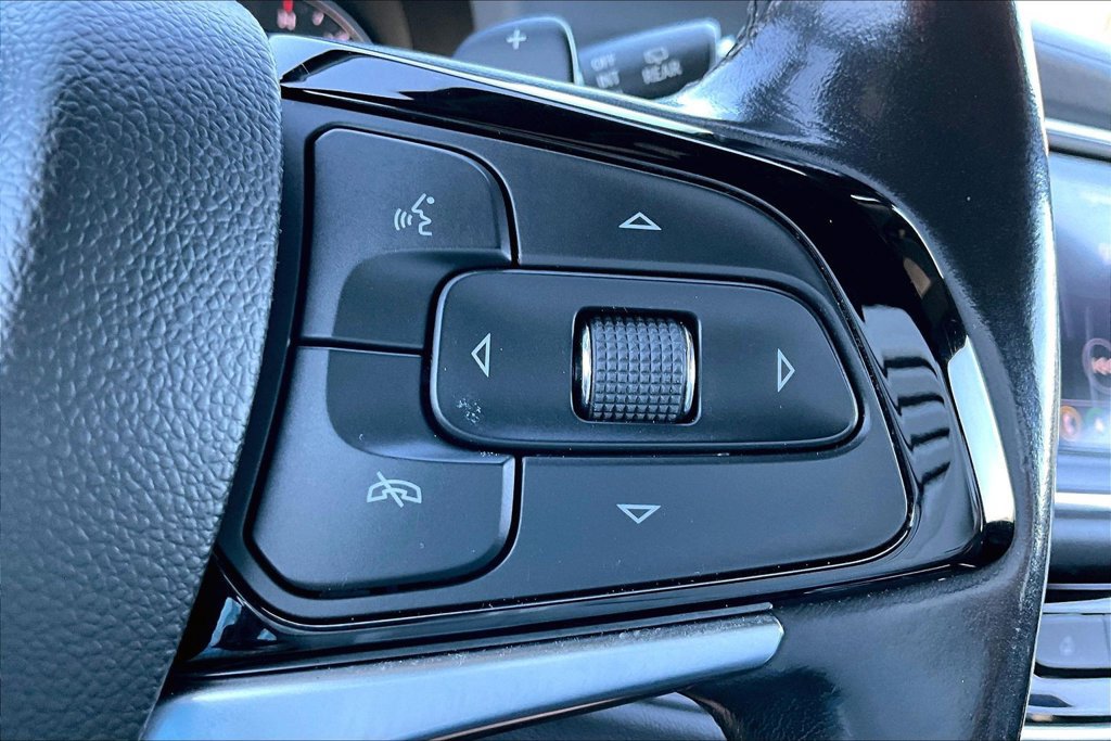 Used 2022 Buick Enclave Premium FWD image 16