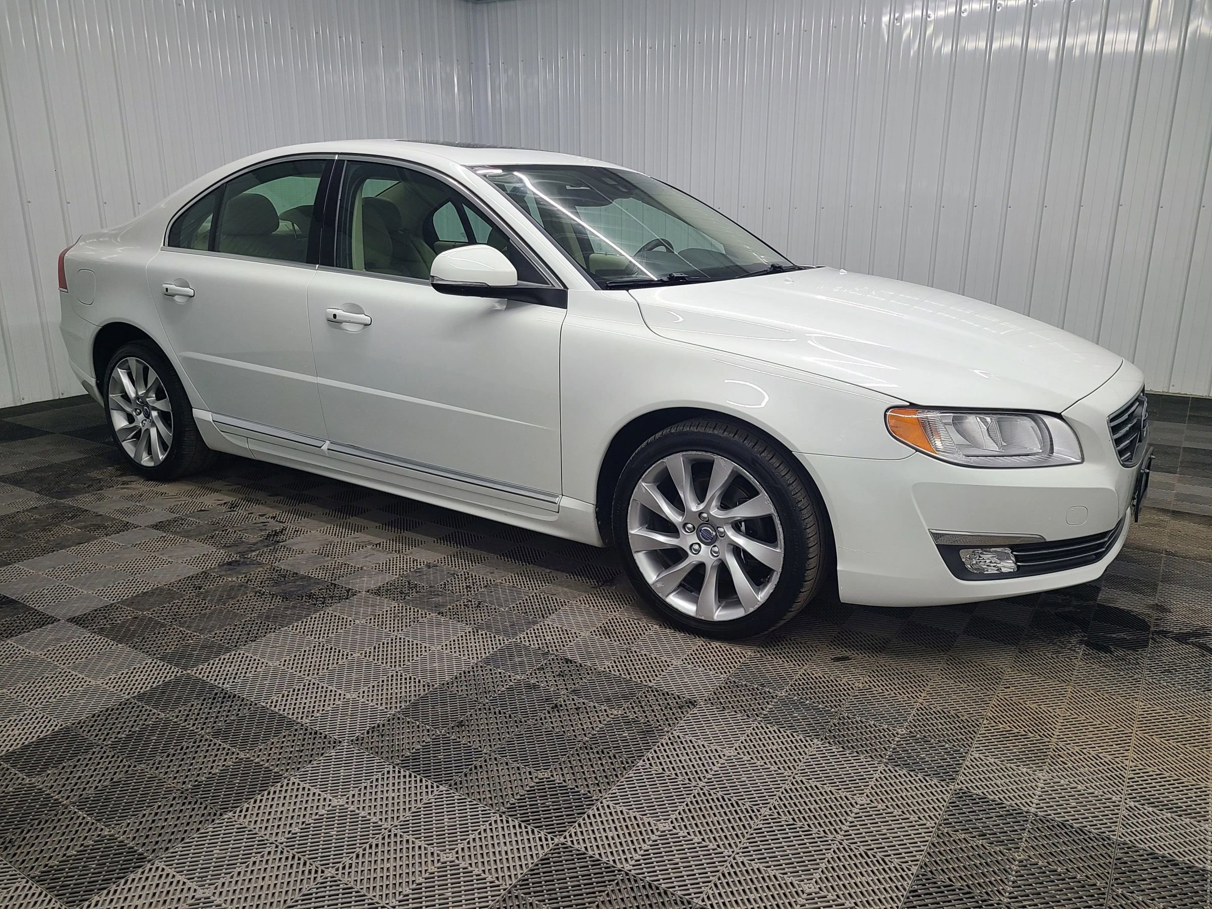 Used 2016 Volvo S80 T5