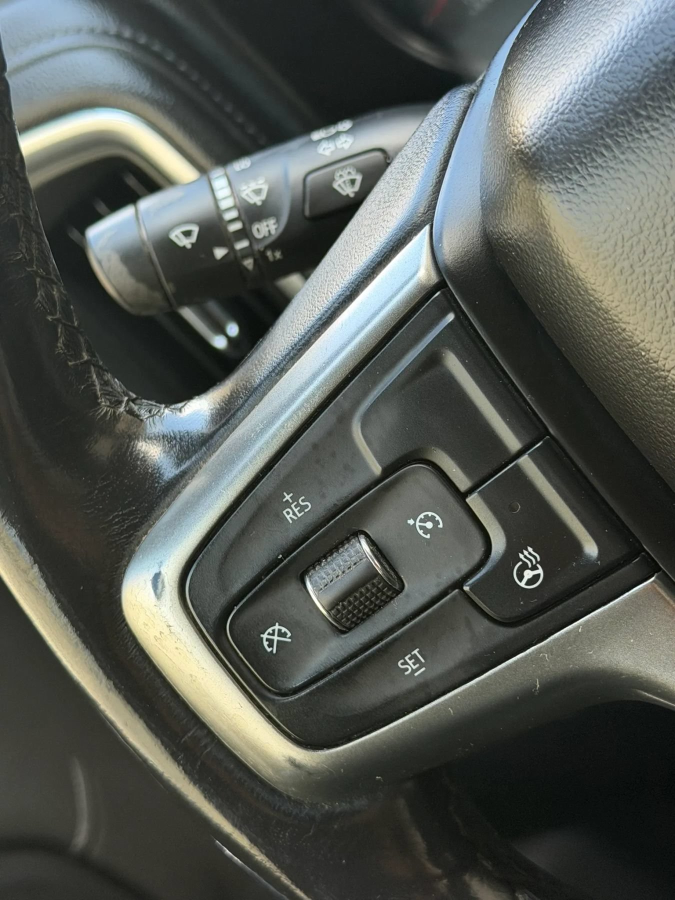 Used 2020 Chevrolet Silverado 1500 LT w/ Texas Edition AWD/4WD image 18
