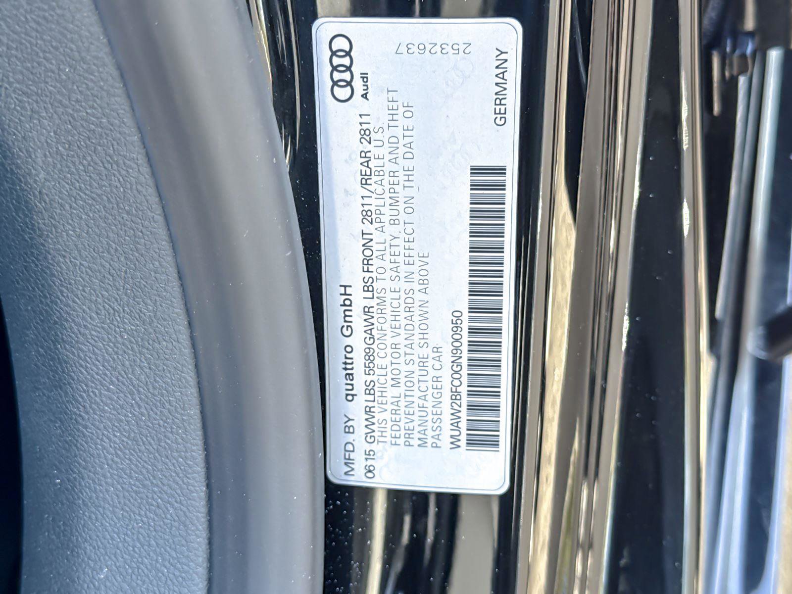 Used 2016 Audi RS 7 Prestige w/ RS 7 Dynamic Package image 27