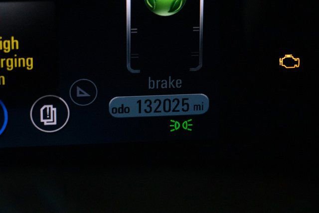 Used 2012 Chevrolet Volt Premium w/ Premium Trim Package image 29