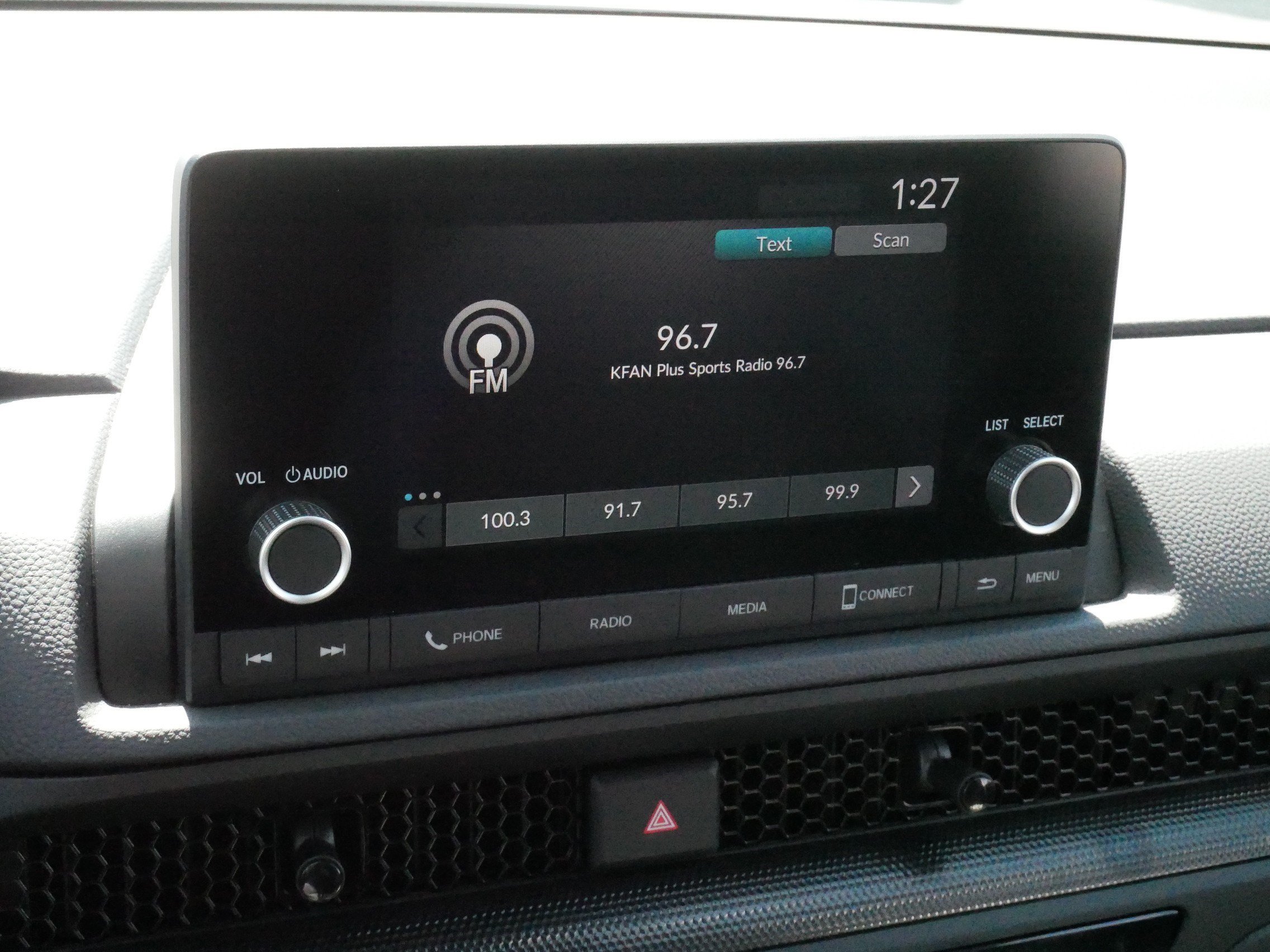 Used 2025 Honda CR-V LX image 22
