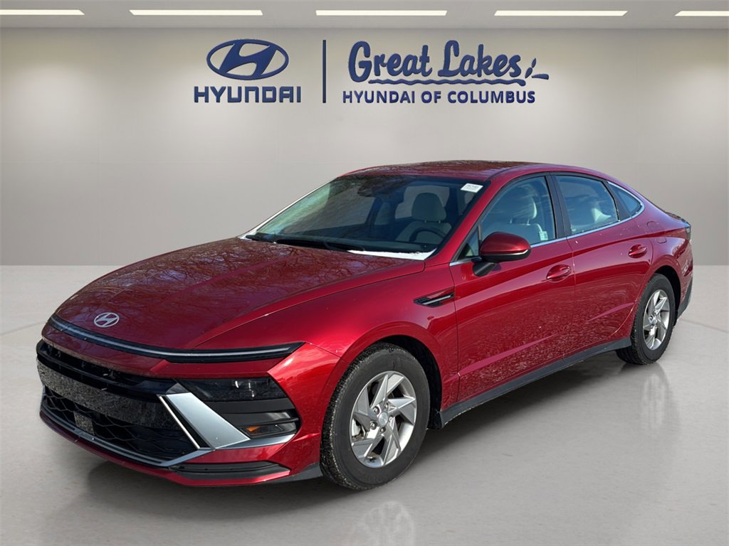 Certified 2025 Hyundai Sonata SE image 1