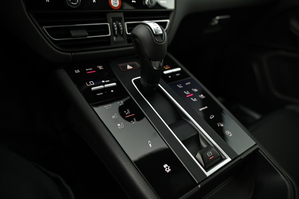 New 2026 Porsche Macan S AWD/4WD image 41