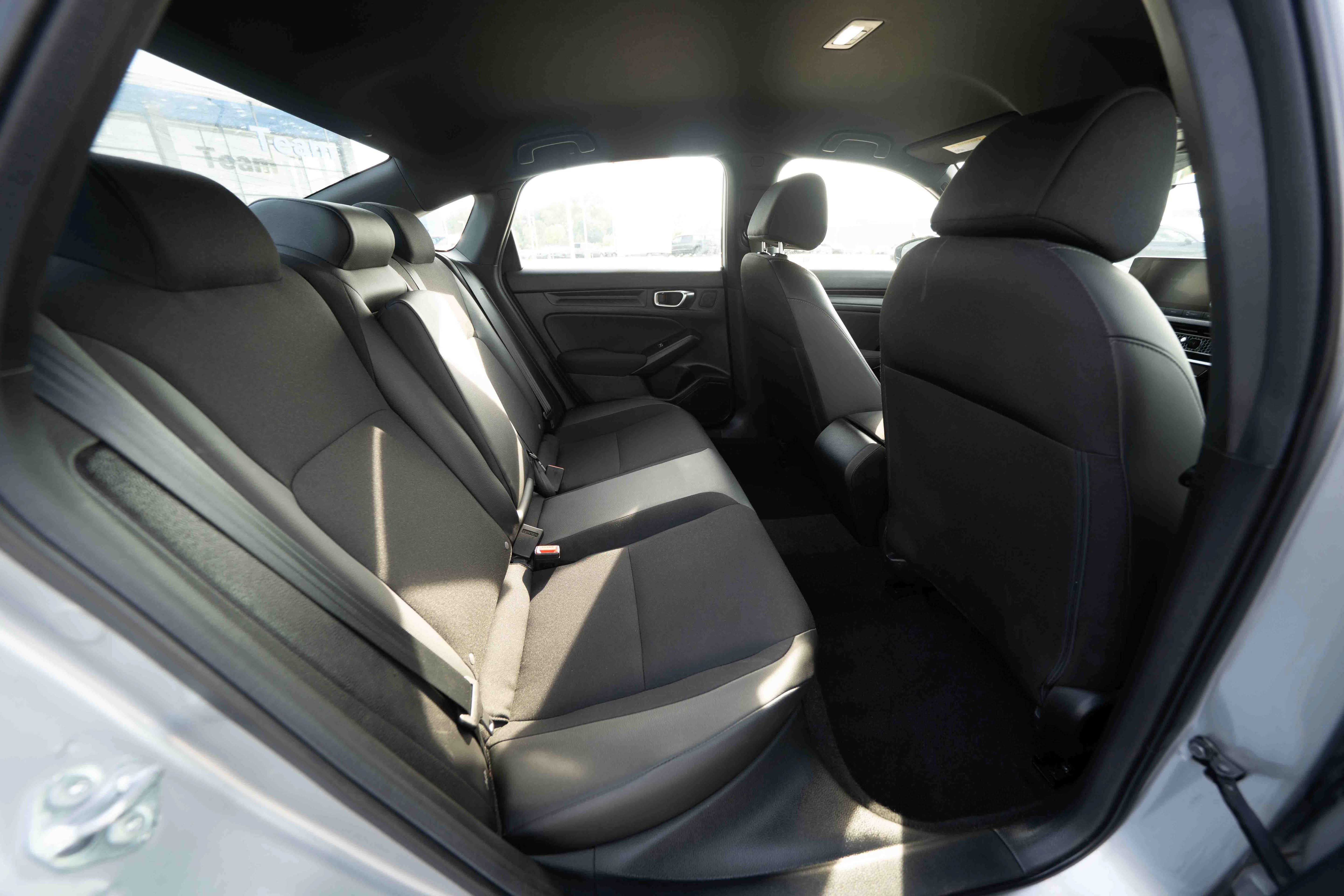Used 2025 Honda Civic Sport image 24