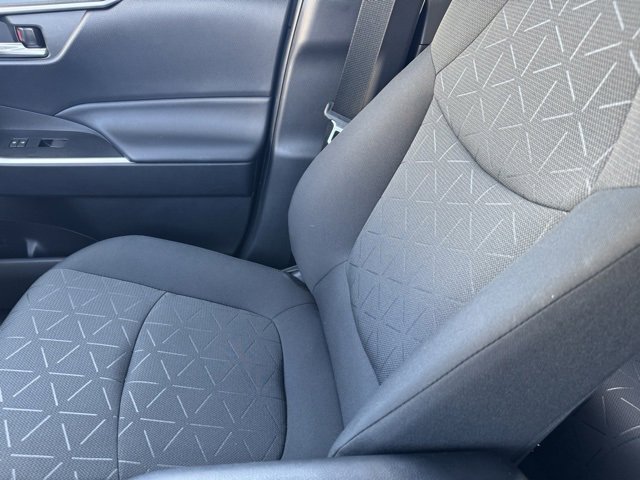 Certified 2021 Toyota RAV4 XLE image 21