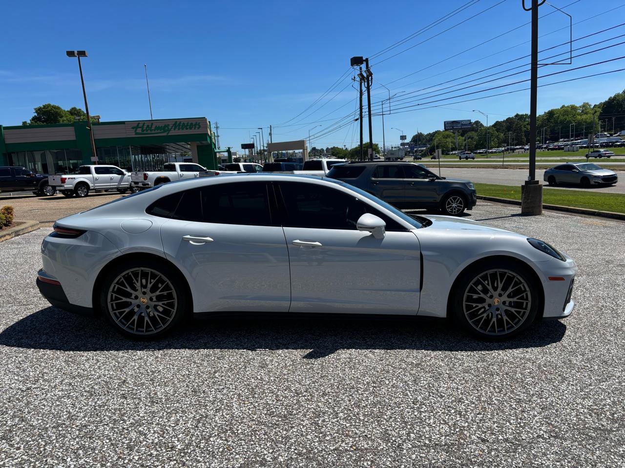 Used 2025 Porsche Panamera 4 w/ Premium Package AWD/4WD image 12