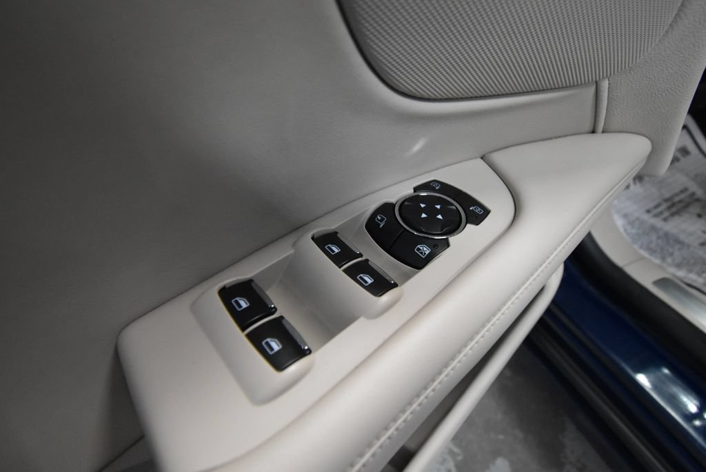 Used 2020 Lincoln MKZ Reserve w/ Elements Package FWD image 6