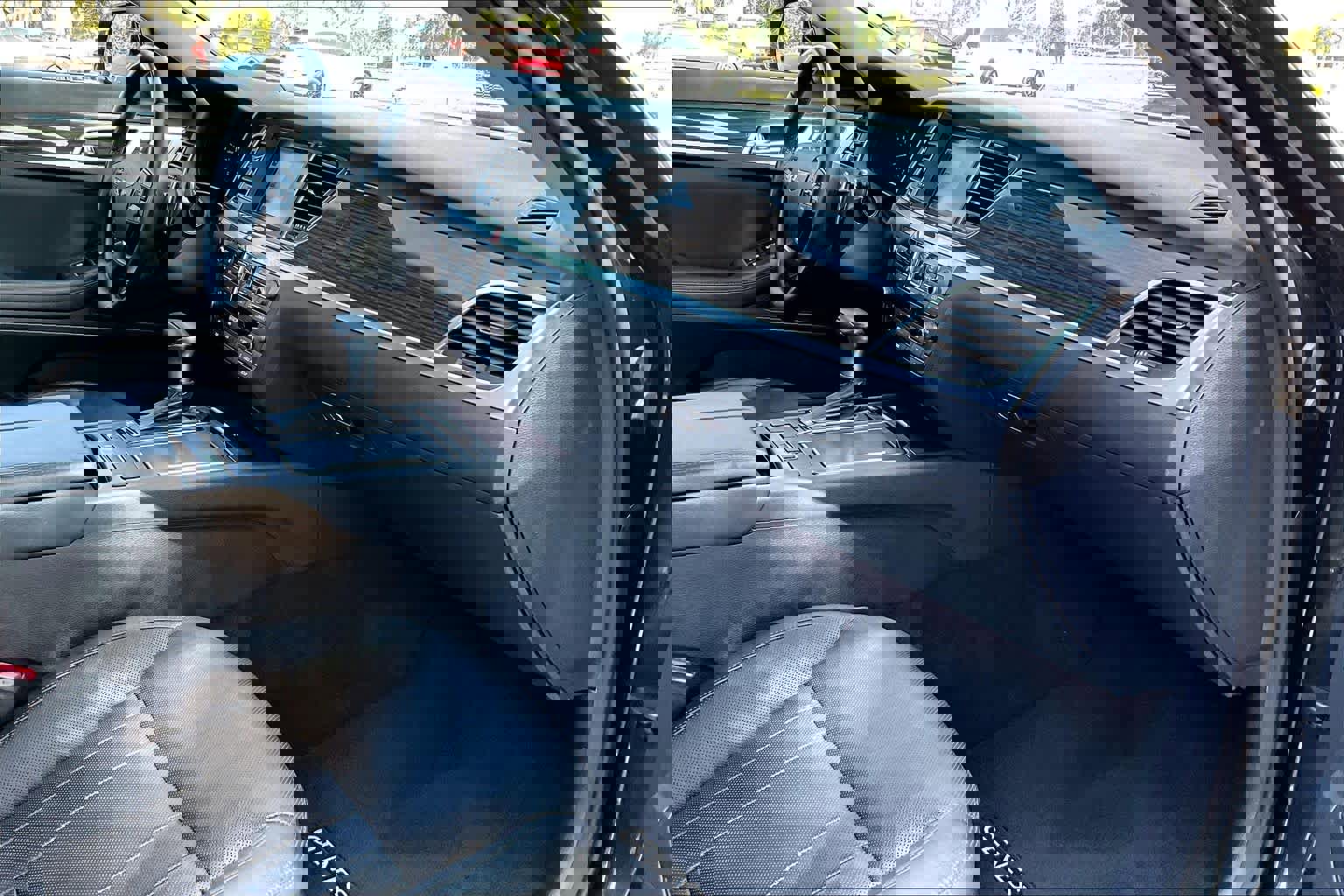 Used 2019 Genesis G80 3.8 image 18