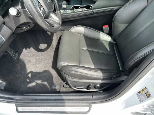 Used 2025 Genesis G70 2.5T AWD/4WD image 23