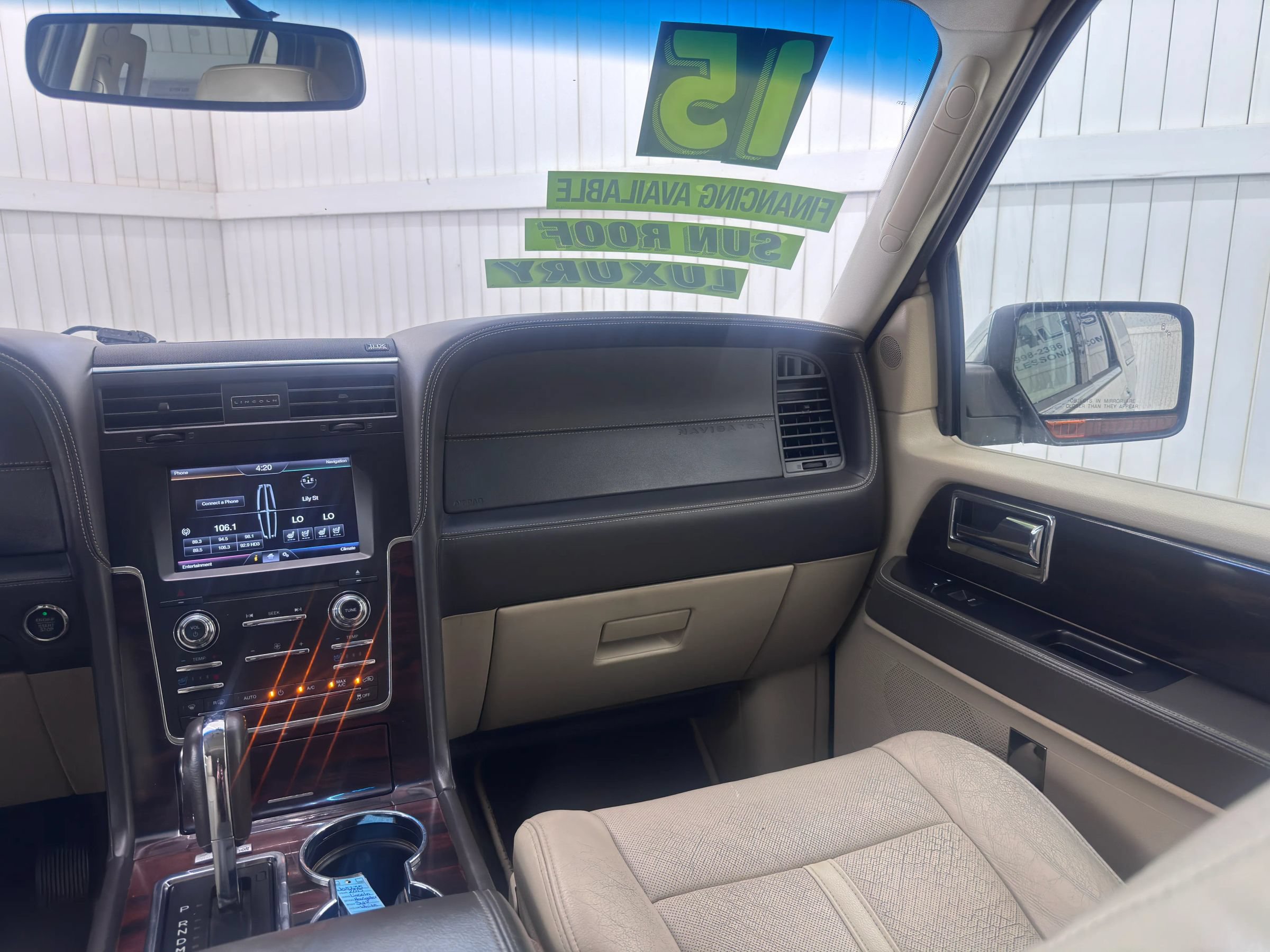 Used 2015 Lincoln Navigator L 2WD w/ Equipment Group 101A Reserve image 17