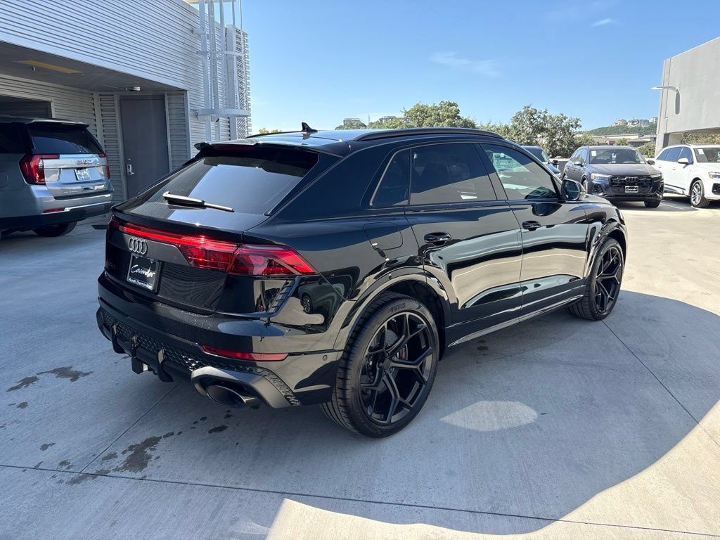 New 2027 Audi RS Q8 performance AWD/4WD image 6