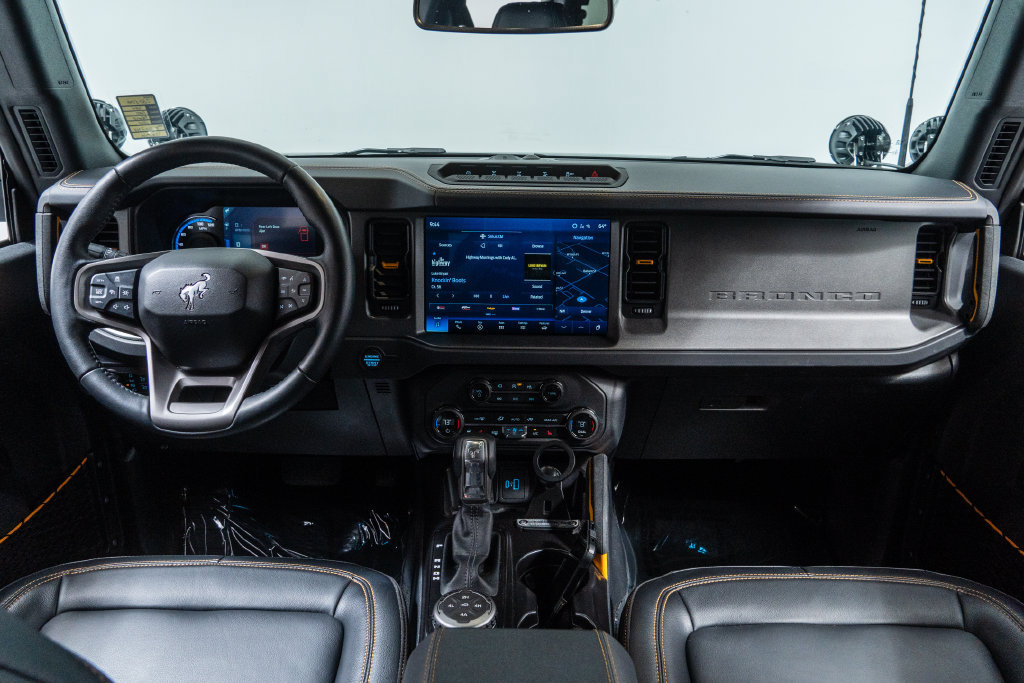 Used 2024 Ford Bronco Badlands AWD/4WD image 29