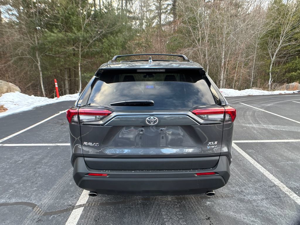 New 2025 Toyota RAV4 XLE w/ Convenience Package image 4