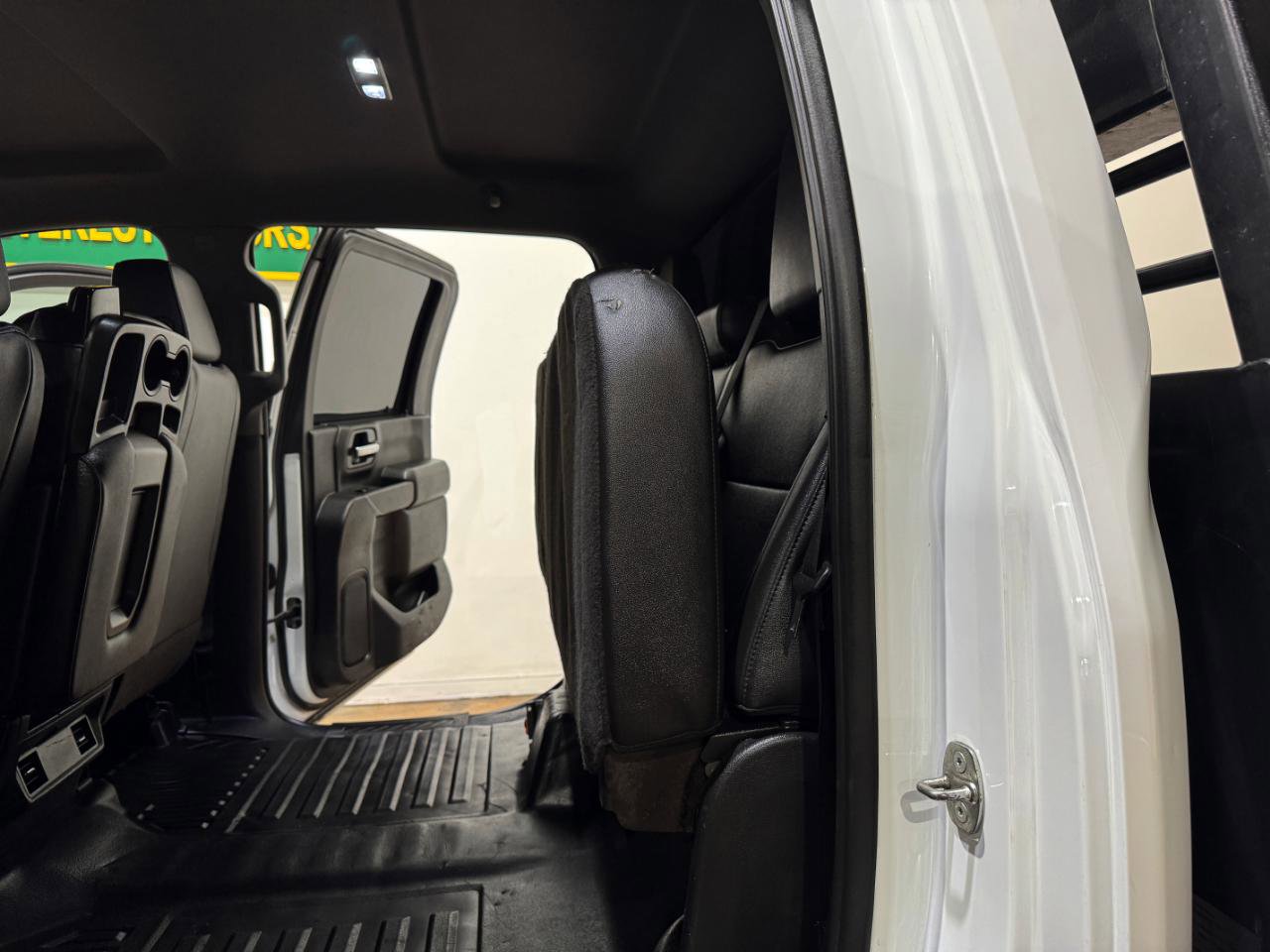 Used 2020 Chevrolet Silverado 3500 W/T w/ WT Convenience Package image 19