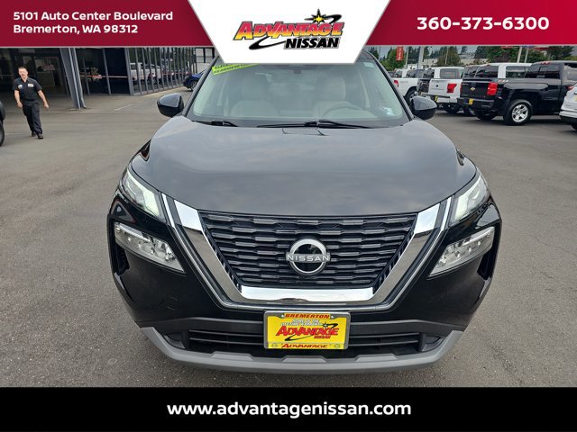 Used 2023 Nissan Rogue SV image 8