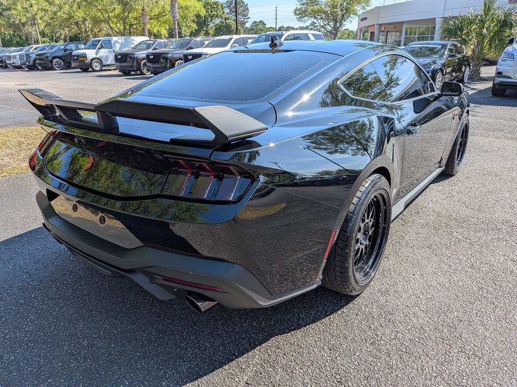 Used 2024 Ford Mustang GT RWD image 4