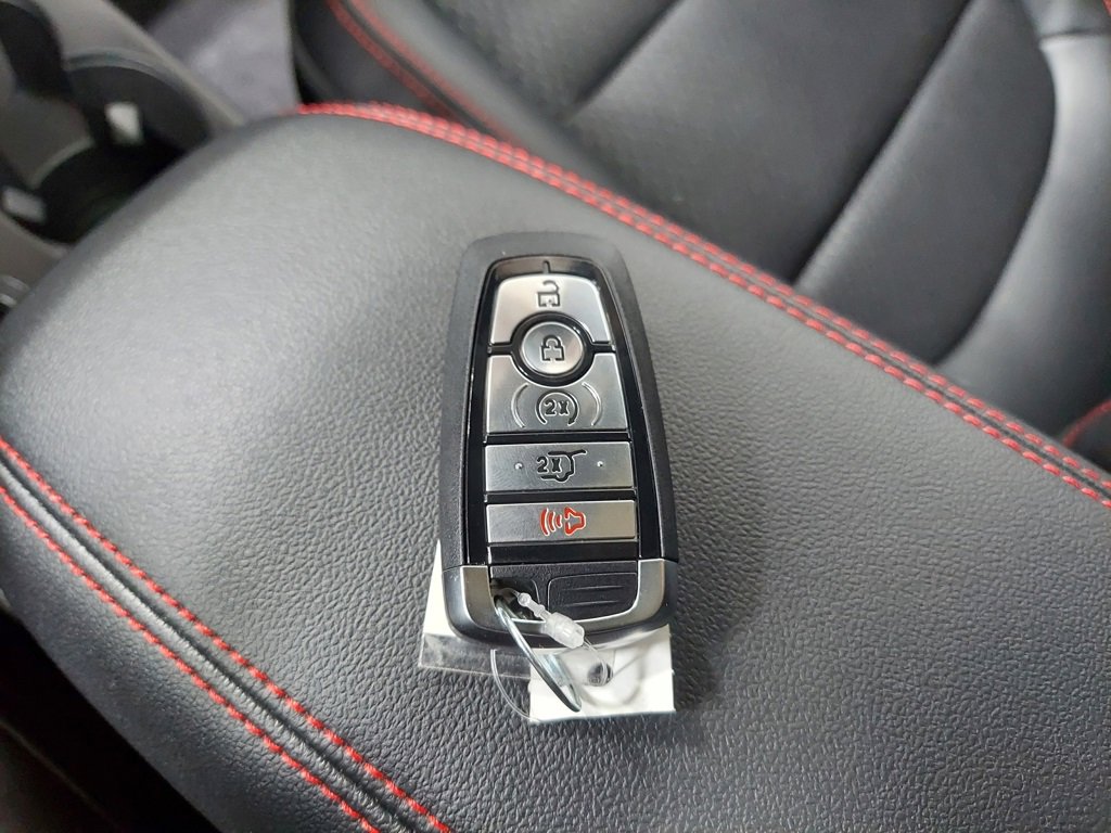 New 2025 Ford Escape ST-Line w/ Tech Pack #1 image 7