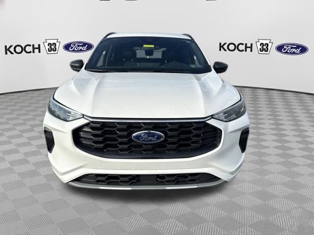 Used 2024 Ford Escape ST-Line w/ Tech Pack #1 image 2