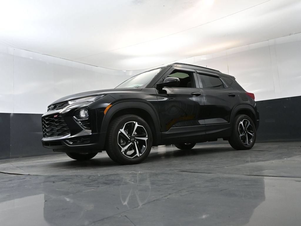 Used 2023 Chevrolet TrailBlazer RS w/ Sun and Liftgate Package AWD/4WD image 20