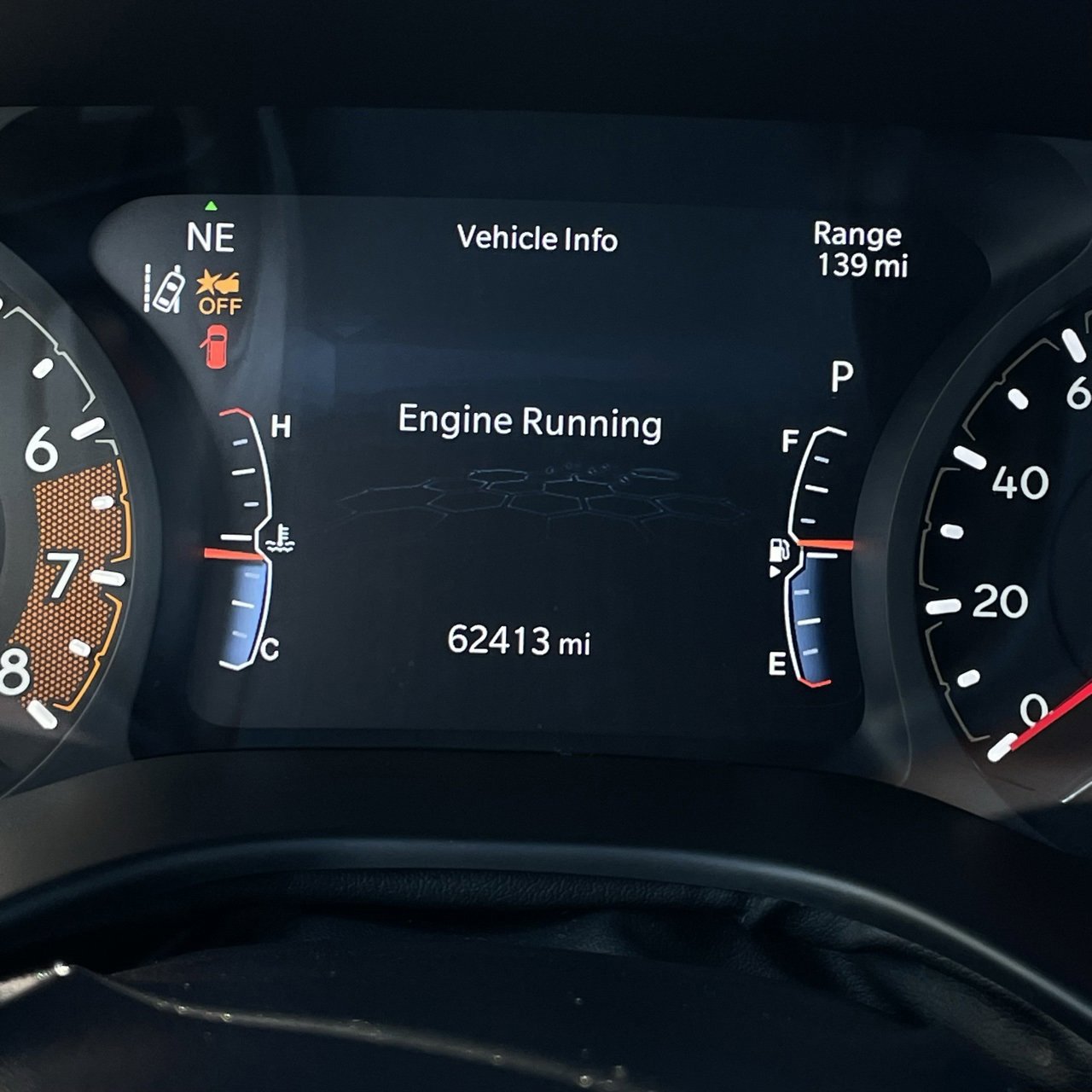 Used 2024 Jeep Compass Latitude image 17