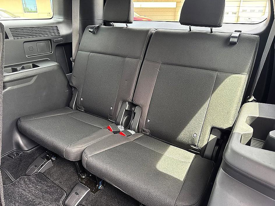 Used 2025 Hyundai Santa Fe SE image 10