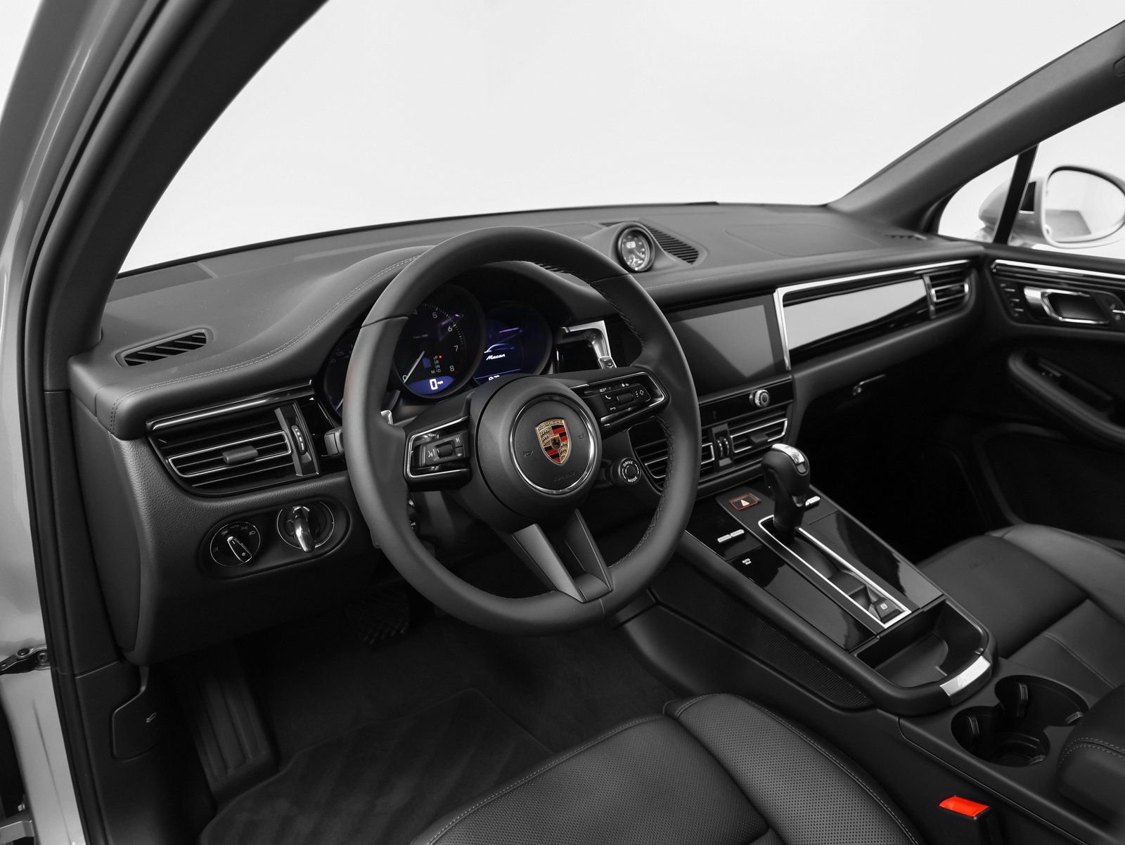 Certified 2026 Porsche Macan image 47