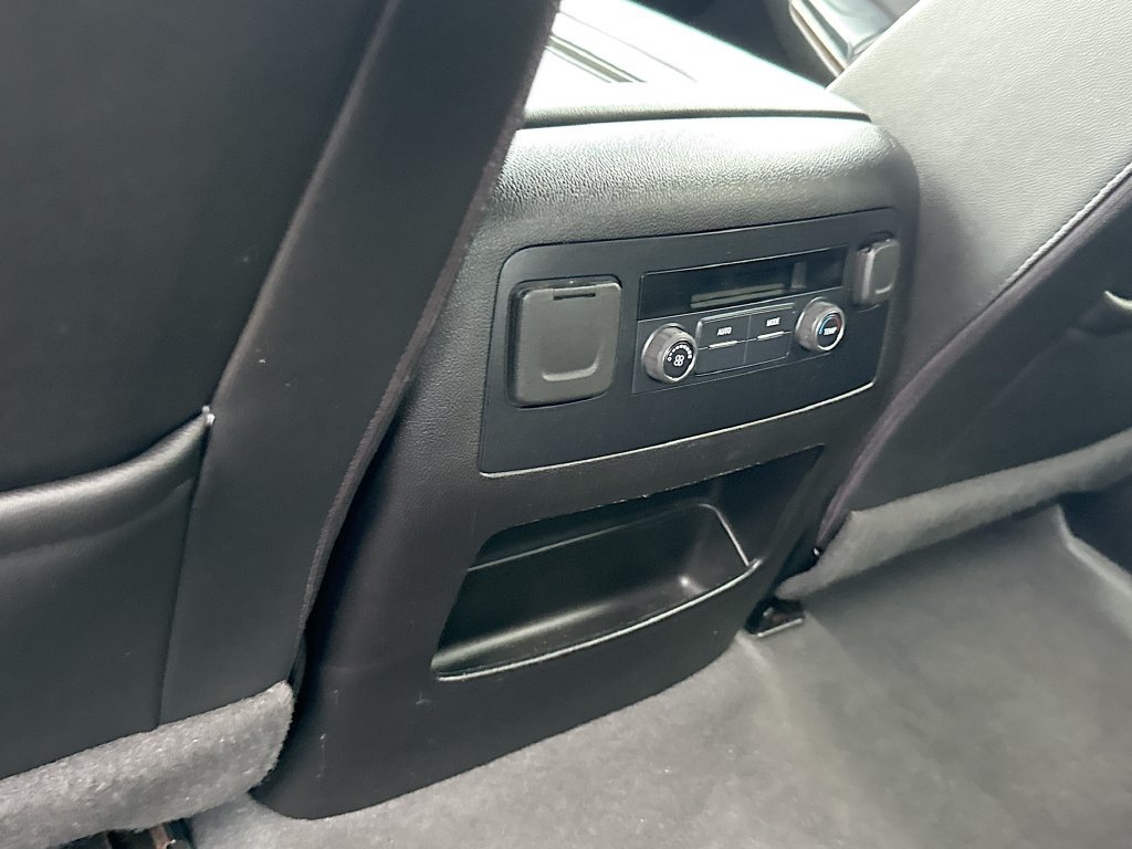 Used 2019 Chevrolet Tahoe LT RWD image 27