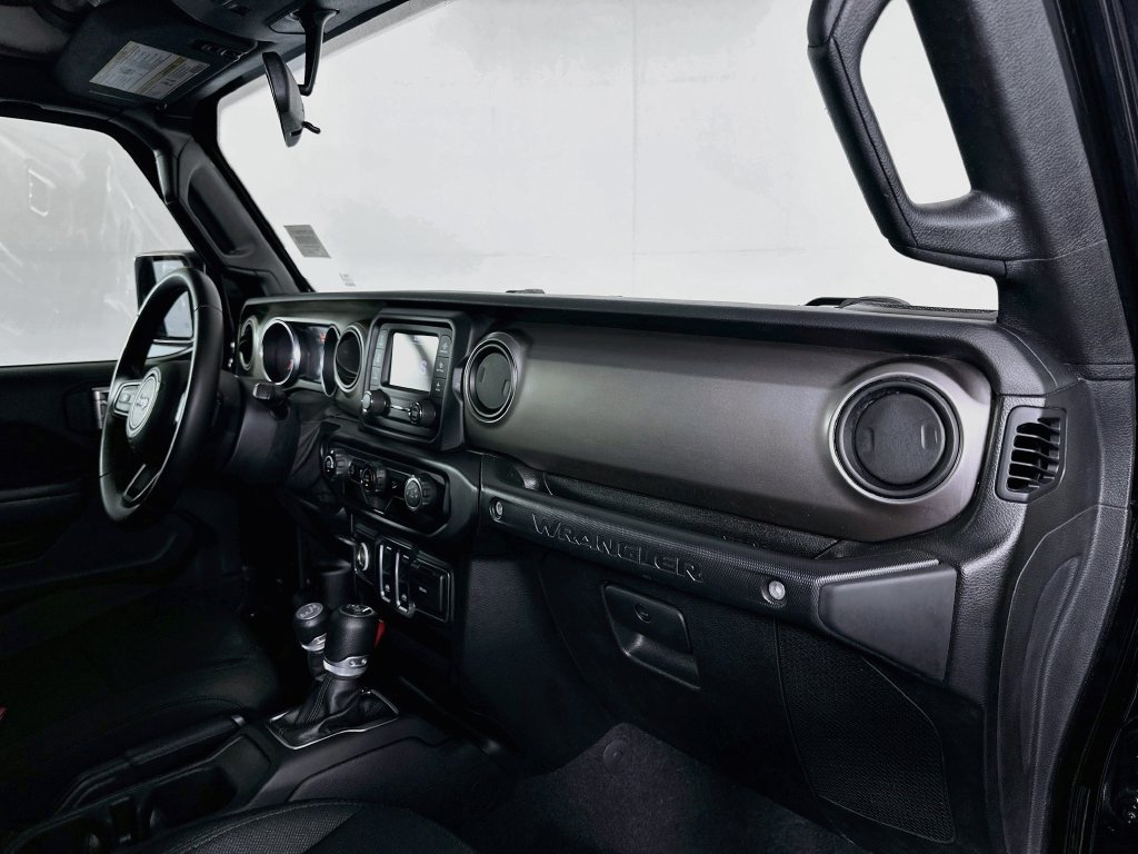 Used 2020 Jeep Wrangler Sport AWD/4WD image 25