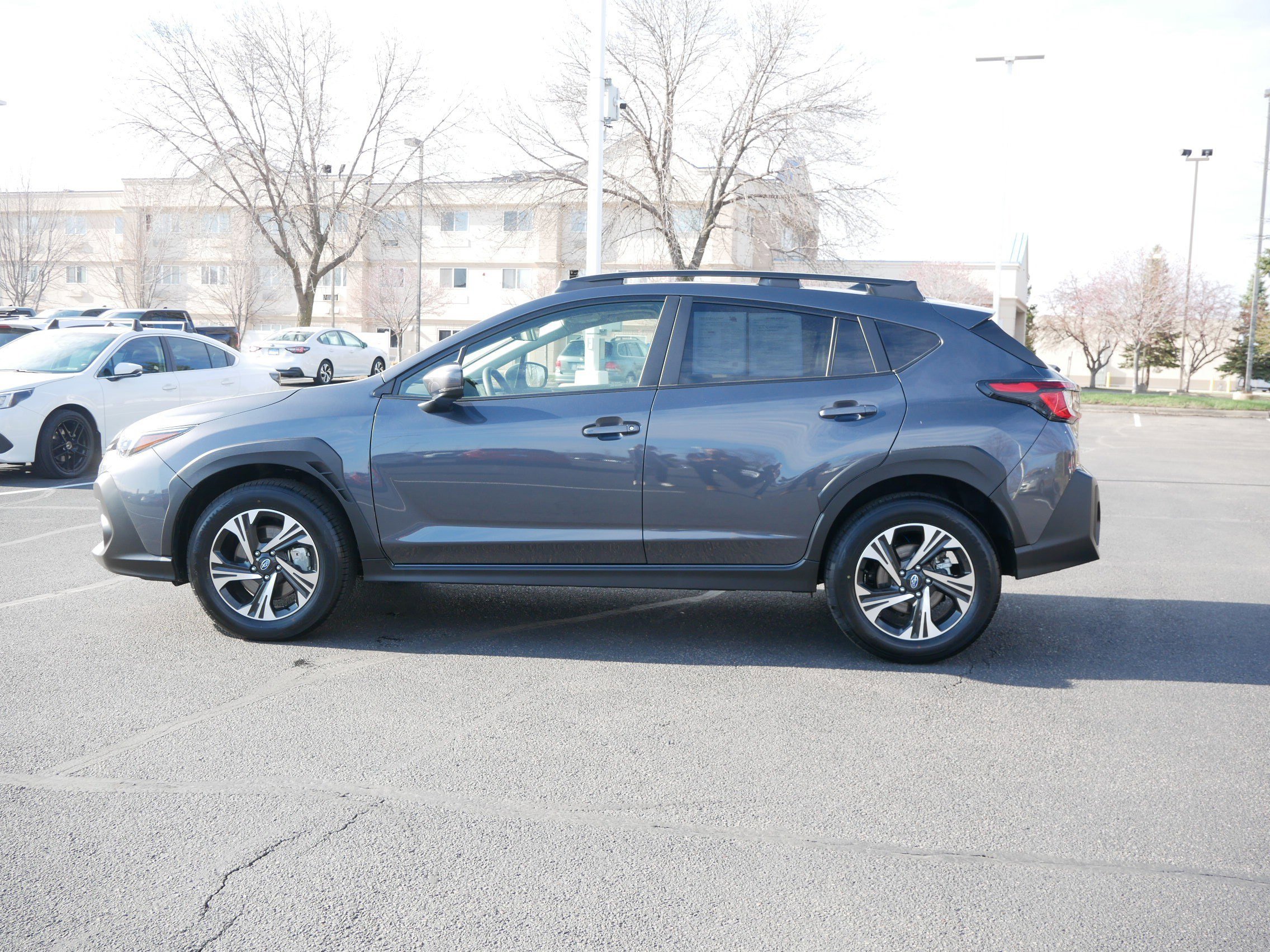 Used 2025 Subaru Crosstrek 2.0i Premium image 4