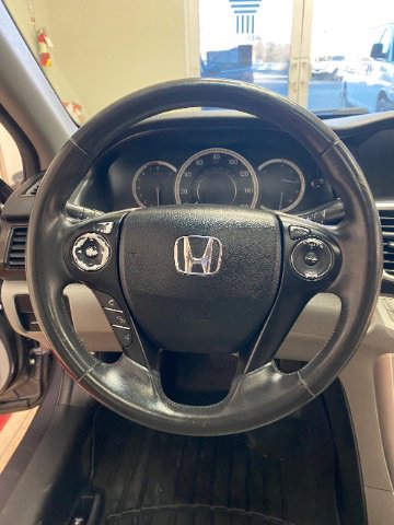 Used 2014 Honda Accord EX-L image 22