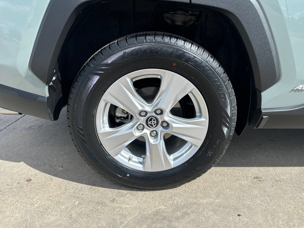 Used 2019 Toyota RAV4 XLE w/ Convenience Package AWD/4WD image 41