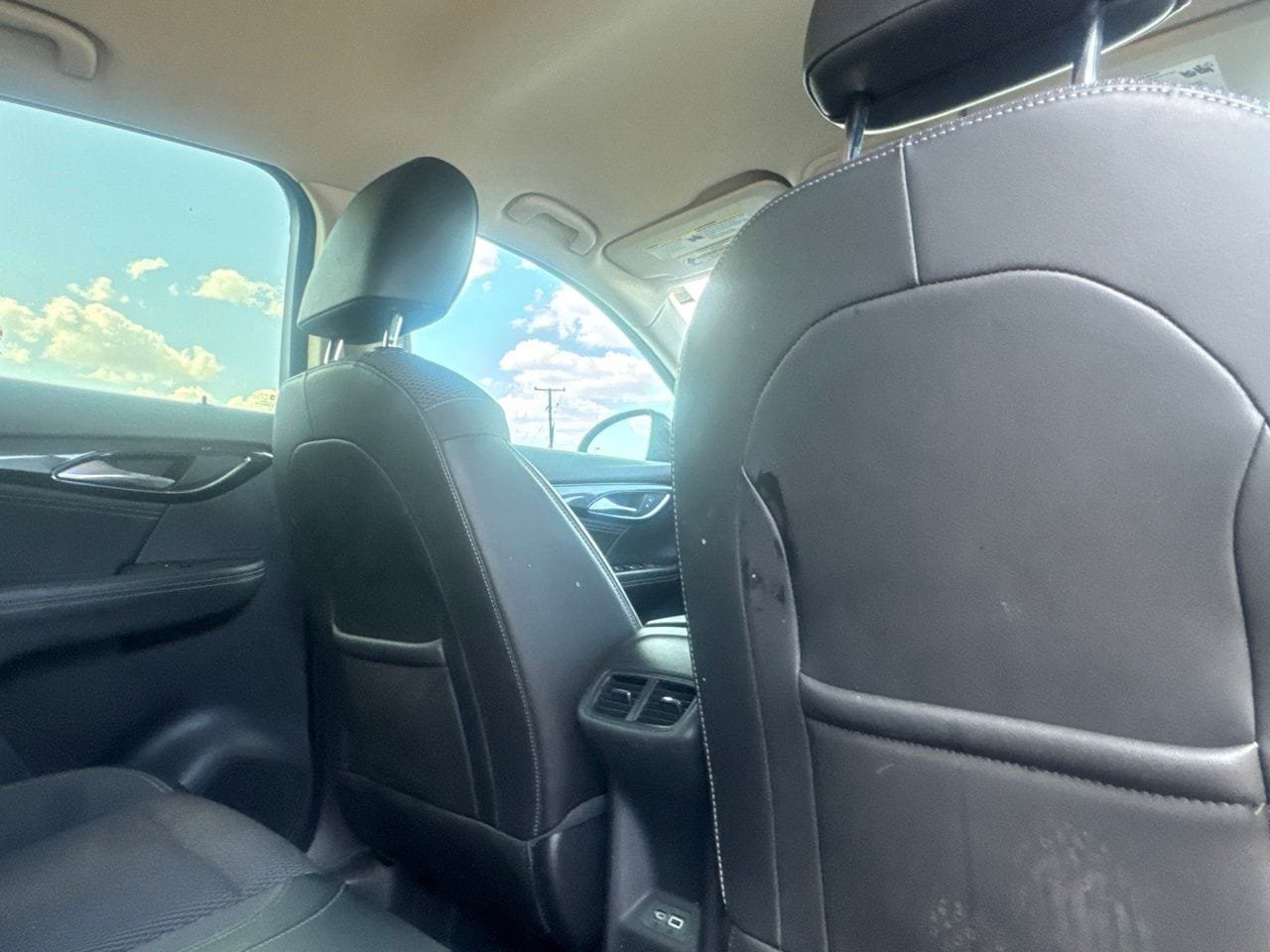 Used 2021 Buick Envision Preferred FWD image 31