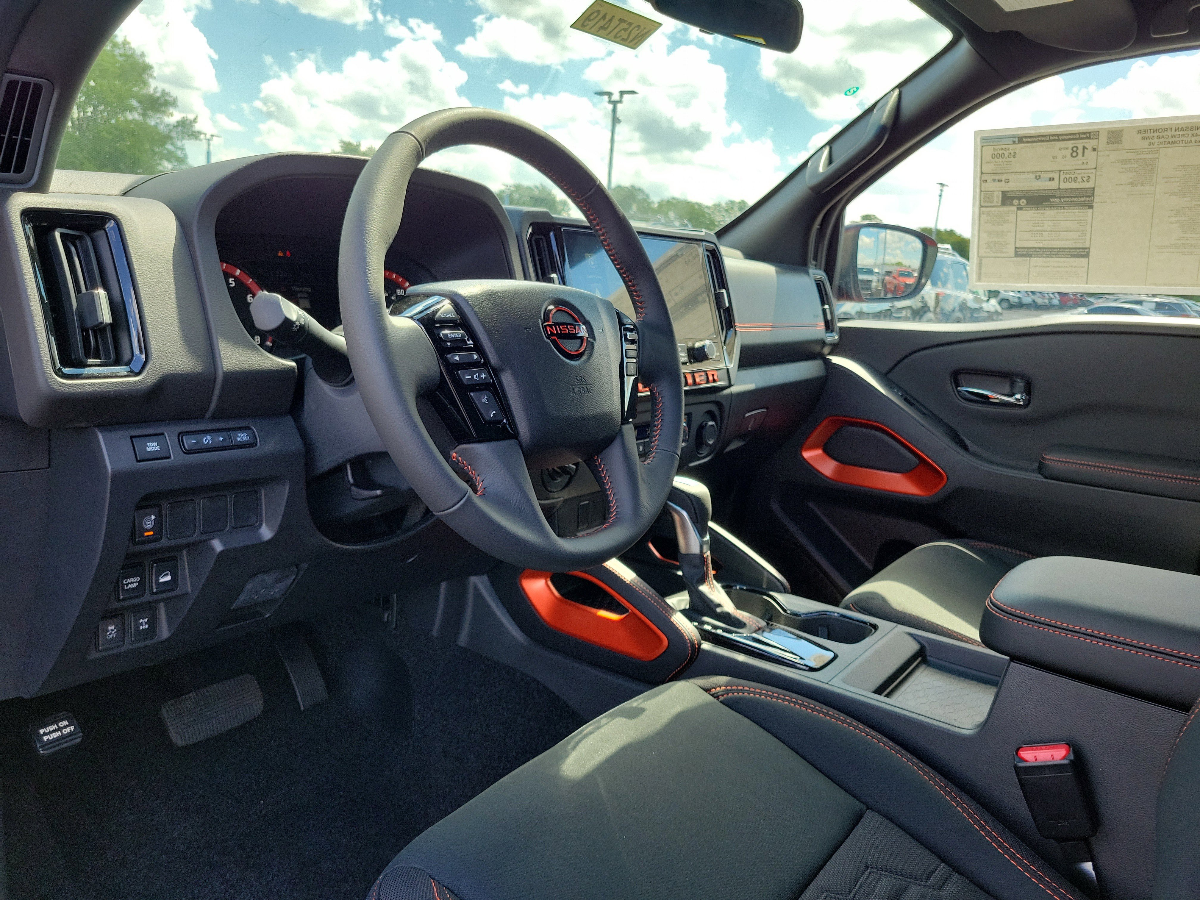 New 2025 Nissan Frontier PRO-4X image 19